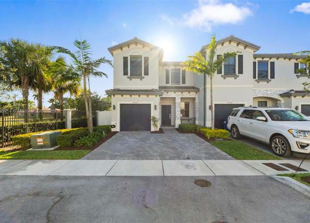Property at 20302 NW 6th Pl, Miami Gardens, FL 33169, 3 beds, 2.5 baths