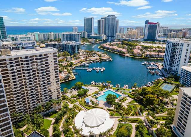 Property at 2500 Parkview Dr #2303, Hallandale Beach, FL 33009, 1 bed, 1.5 baths