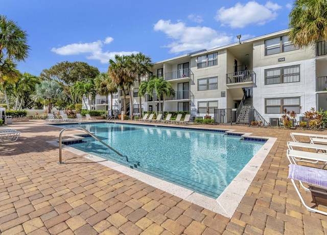 Property at 752 Executive Center Dr #37, West Palm Beach, FL 33401, 1 bed, 1 bath