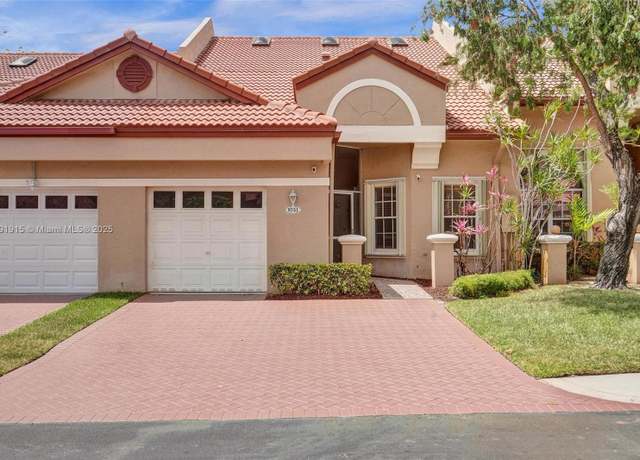 Property at 9751 Malvern Dr, Tamarac, FL 33321, 2 beds, 2 baths
