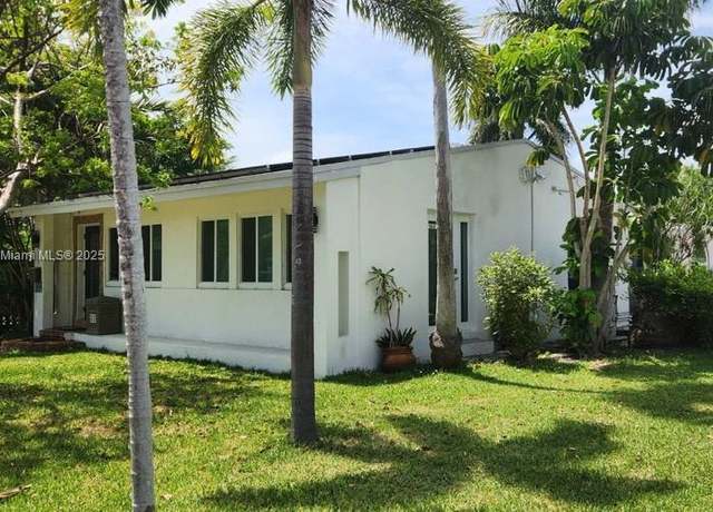 Property at 1607 Moffett St, Hollywood, FL 33020, 5 beds, 3 baths