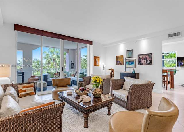 Property at 727 Crandon Blvd #401, Key Biscayne, FL 33149, 3 beds, 3 baths