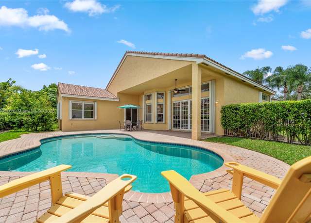 Property at 19442 SW 39th St, Miramar, FL 33029, 5 beds, 3 baths