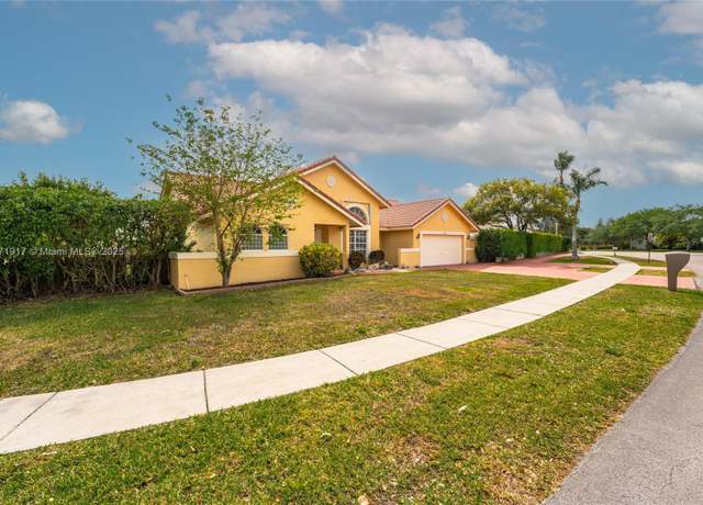 Property at 1400 SW 54th Ave, Plantation, FL 33317, 4 beds, 2 baths