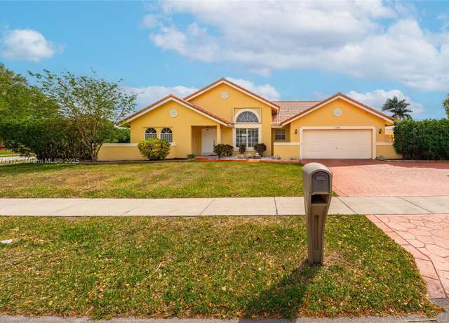 Property at 1400 SW 54th Ave, Plantation, FL 33317, 4 beds, 2 baths
