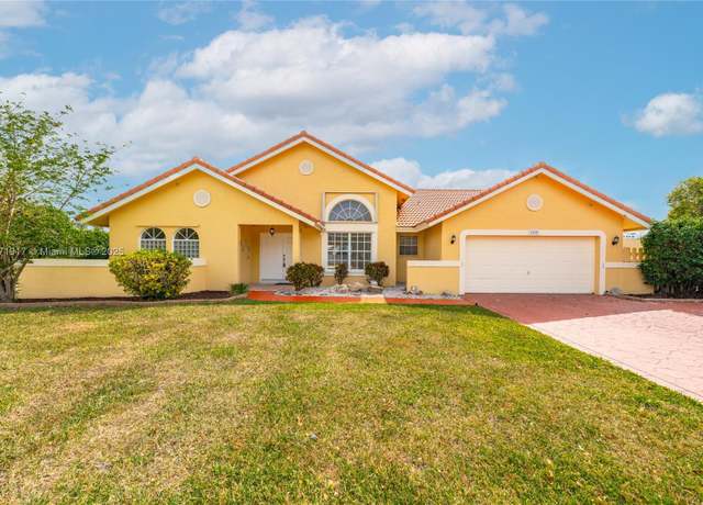 Property at 1400 SW 54th Ave, Plantation, FL 33317, 4 beds, 2 baths