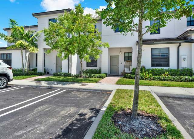 Property at 12982 SW 232nd Ln, Miami, FL 33170, 3 beds, 2.5 baths