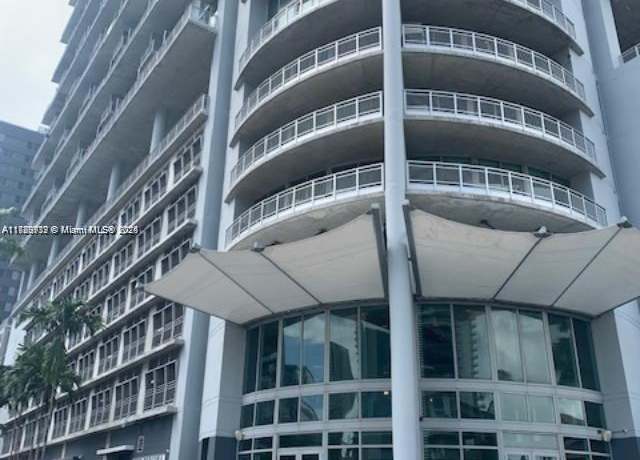 Property at 690 SW 1st Ct #1723, Miami, FL 33130, 1 bath