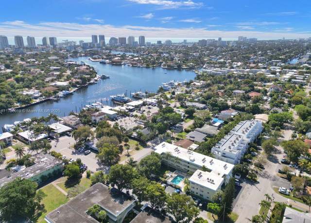 Property at 1900 NE 8th Ct #306, Fort Lauderdale, FL 33304, 2 beds, 2 baths