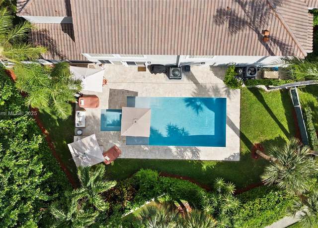 Property at 17723 Tiffany Trace Dr, Boca Raton, FL 33487, 4 beds, 2.5 baths