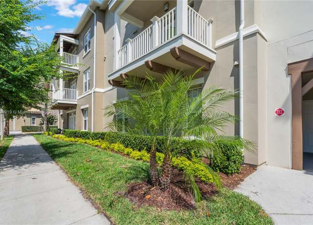 Property at 1231 Wright Cir #108, Kissimmee, FL 34747, 4 beds, 2 baths