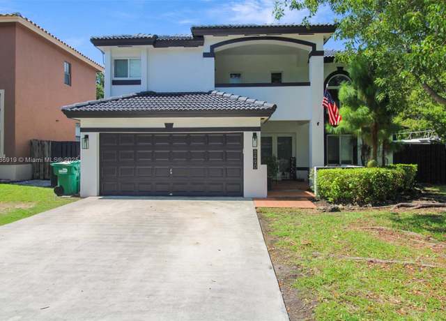 Property at 8490 SW 199th St, Cutler Bay, FL 33189, 3 beds, 2.5 baths