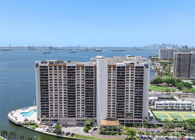 Property at 1800 NE 114th St #1102, Miami, FL 33181, 2 beds, 3 baths