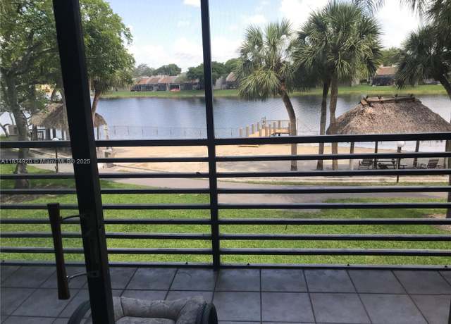 Property at 1101 Colony Point Cir #206, Pembroke Pines, FL 33026, 1 bed, 1.5 baths