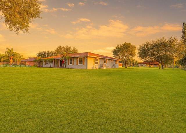 Property at 20880 SW 234th St, Homestead, FL 33031, 4 beds, 3 baths