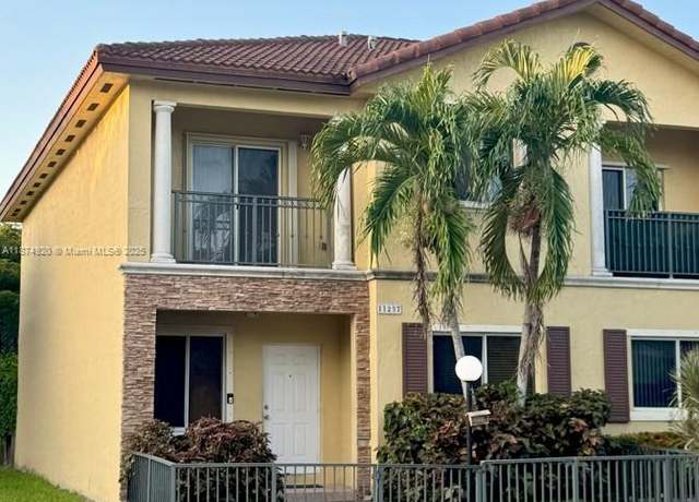 Property at 11257 SW 231st Ln, Miami, FL 33170, 3 beds, 2.5 baths