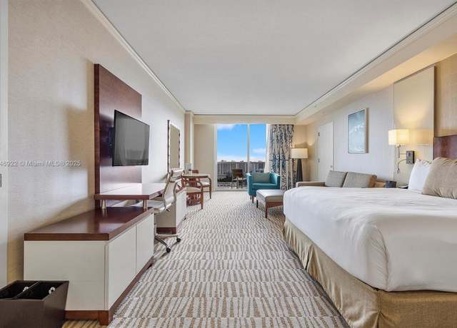 Property at 18001 Collins Ave #1817, Sunny Isles Beach, FL 33160, 1 bath