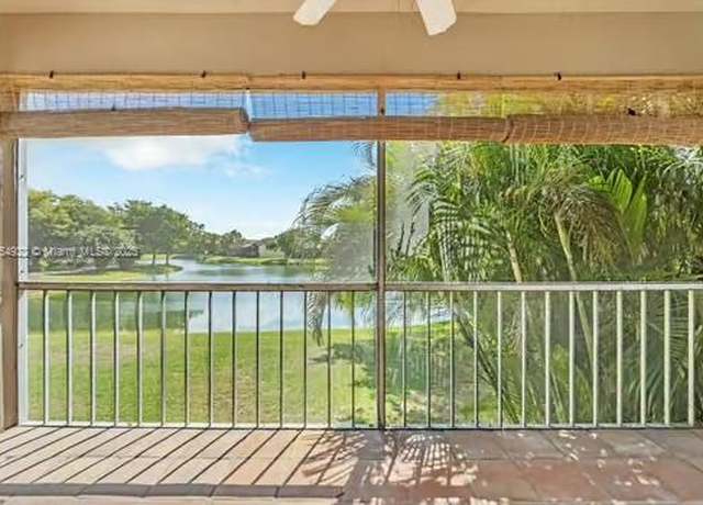 Property at 8527 Old Country Mnr #508, Davie, FL 33328, 3 beds, 2 baths