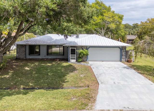 Property at 2311 SE Fruit Ave, Port St. Lucie, FL 34952, 2 beds, 2 baths