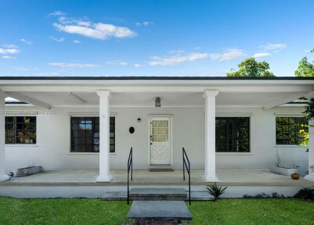 Property at 29801 SW 184th Ct, Homestead, FL 33030, 3 beds, 2 baths
