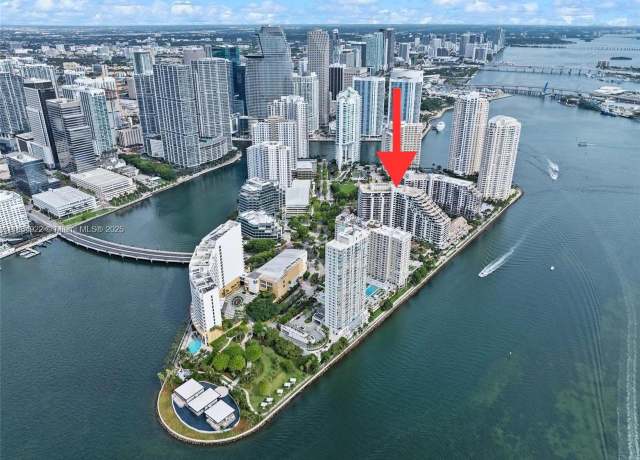 Property at 520 Brickell Key Dr Unit A1912, Miami, FL 33131, 1 bed, 1.5 baths