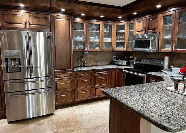Property at 4751 NW 21st St #605, Lauderhill, FL 33313, 1 bed, 1.5 baths
