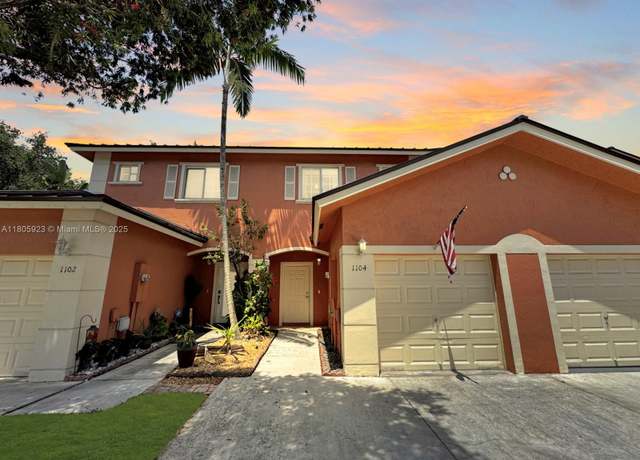 Property at 1104 NW 100th Ave, Pembroke Pines, FL 33024, 3 beds, 2.5 baths