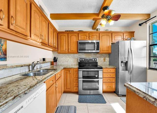 Property at 6049 Balboa Cir #203, Boca Raton, FL 33433, 2 beds, 2 baths