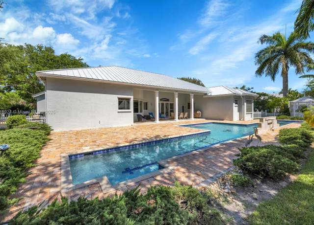 Property at 6129 SW 74th Ct, Miami, FL 33143, 5 beds, 3 baths