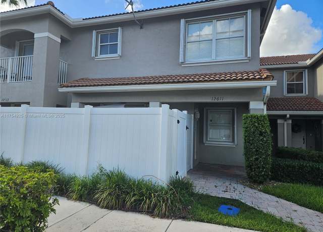 Property at 12611 SW 54th Ct #12611, Miramar, FL 33027, 2 beds, 2 baths