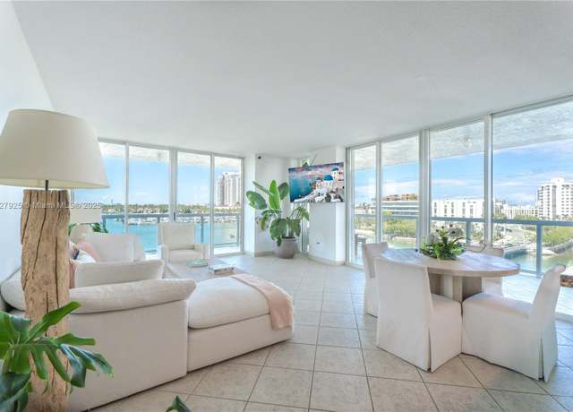 Property at 10 Venetian Way #604, Miami Beach, FL 33139, 2 beds, 2 baths
