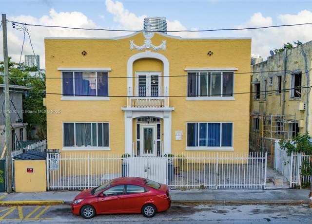 Property at 527 SW 7th Ct, Miami, FL 33130, 8 beds, 8 baths