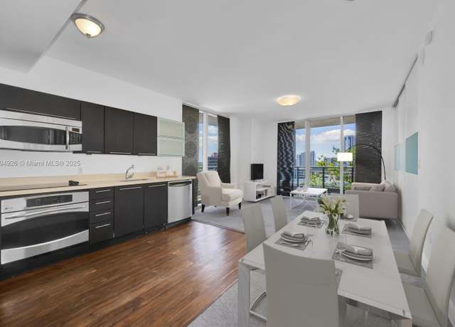 Property at 90 SW 3rd St #1112, Miami, FL 33130, 1 bed, 1 bath