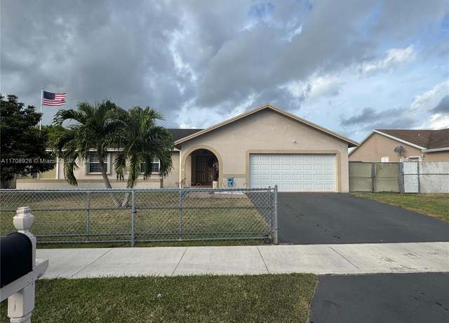Property at 13753 SW 282nd Ter, Homestead, FL 33033, 4 beds, 2 baths