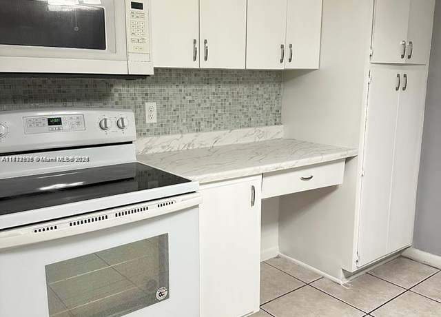 Property at 4524 SW 54th St Unit 605-W, Dania Beach, FL 33314, 2 beds, 2 baths