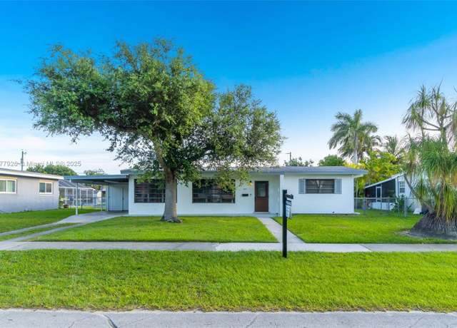 Property at 1425 NW 9th St, Homestead, FL 33030, 3 beds, 1 bath