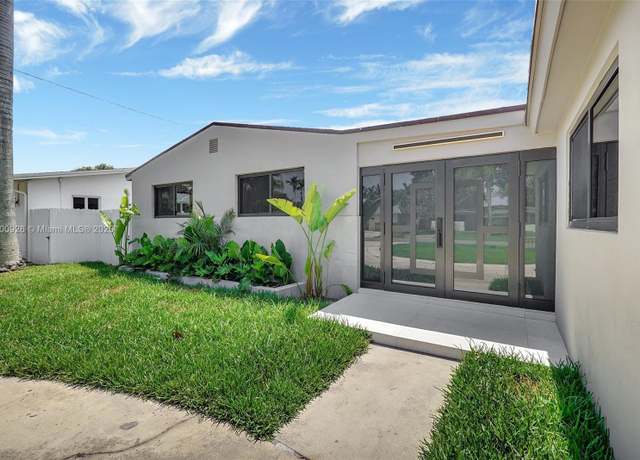 Property at 129 NE 2nd Ave, Dania Beach, FL 33004, 4 beds, 3 baths