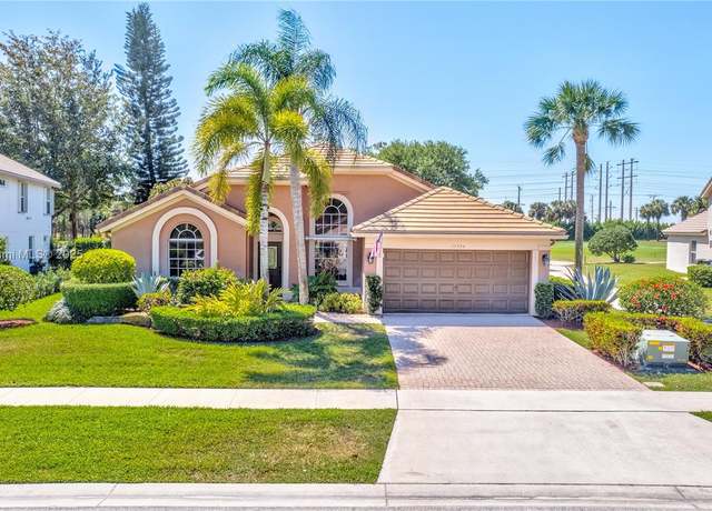 Property at 15734 Bent Creek Rd, Wellington, FL 33414, 3 beds, 2 baths