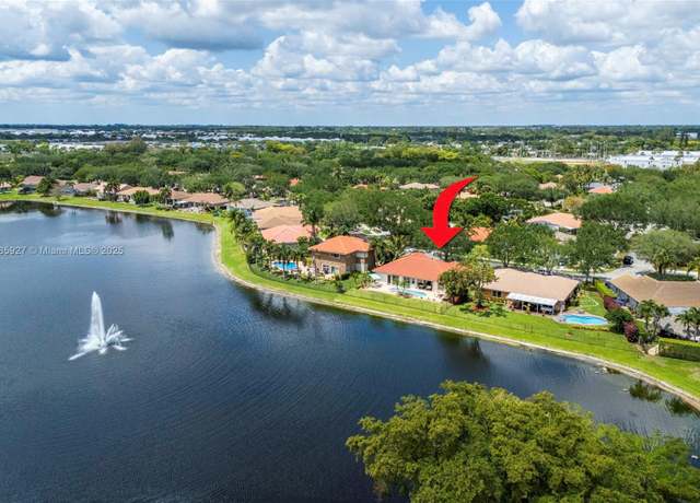 Property at 4406 NW 63rd Dr, Coconut Creek, FL 33073, 4 beds, 3 baths