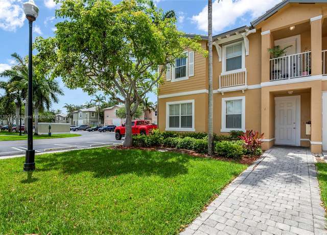 Property at 230 SE 29th Ave #1, Homestead, FL 33033, 3 beds, 2 baths