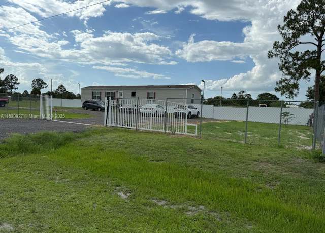 Property at 681 Hunting Club Ave, Clewiston, FL 33440, 3 beds, 2 baths