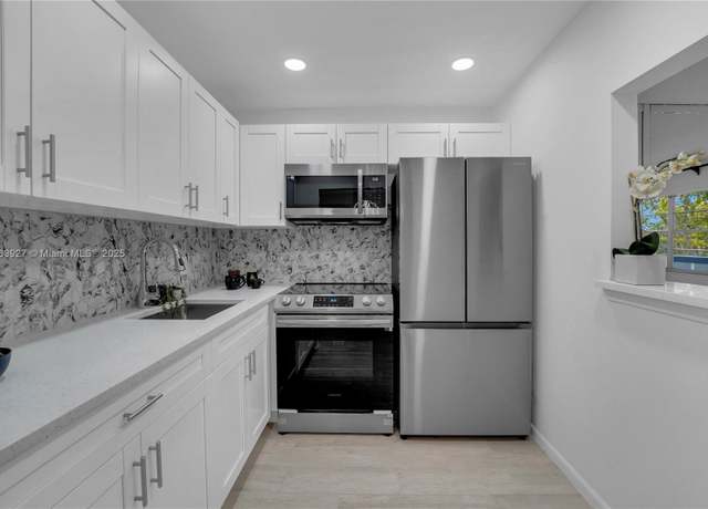 Property at 4035 Durham B #4035, Deerfield Beach, FL 33442, 1 bed, 1.5 baths