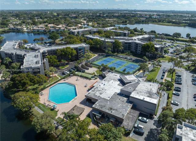 Property at 1100 Colony Point Cir #214, Pembroke Pines, FL 33026, 2 beds, 2 baths