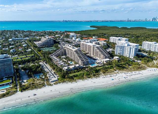 Property at 151 Crandon Blvd #534, Key Biscayne, FL 33149, 3 beds, 2 baths