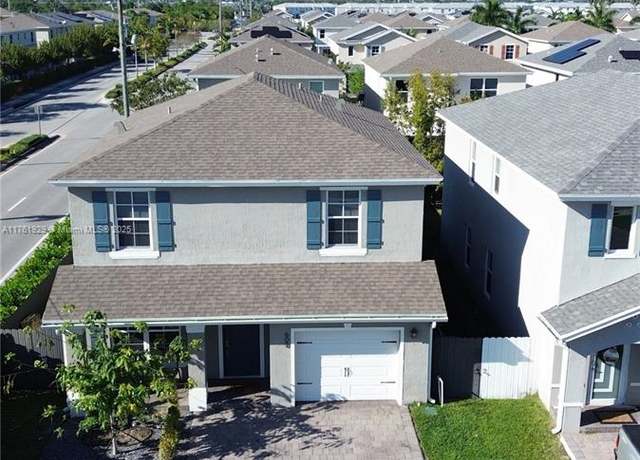 Property at 600 NE 4th Ter, Florida City, FL 33034, 4 beds, 3 baths