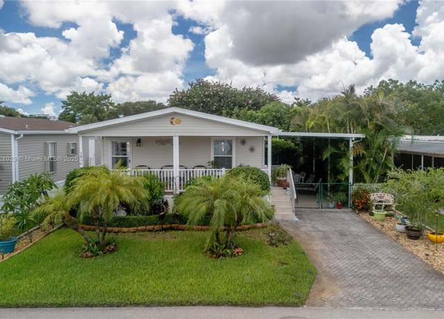 Property at 1890 SW 83rd Ter, Davie, FL 33324, 2 beds, 2 baths