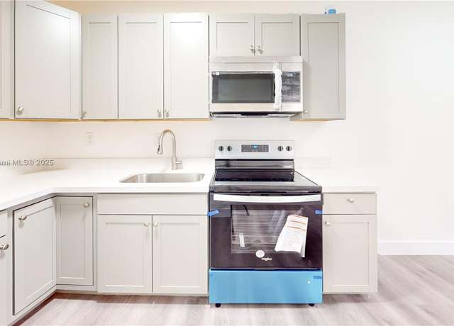 Property at 3016 NW 2nd St, 1-3,, Pompano Beach, FL 33069, 13 beds, 11 baths