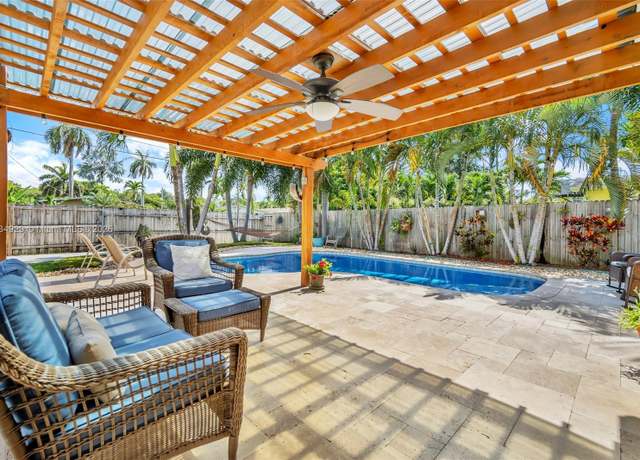 Property at 1533 Shenandoah St, Hollywood, FL 33020, 3 beds, 2 baths