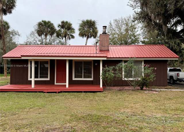 Property at 1757 SW 8th St, Okeechobee, FL 34974, 2 beds, 2 baths