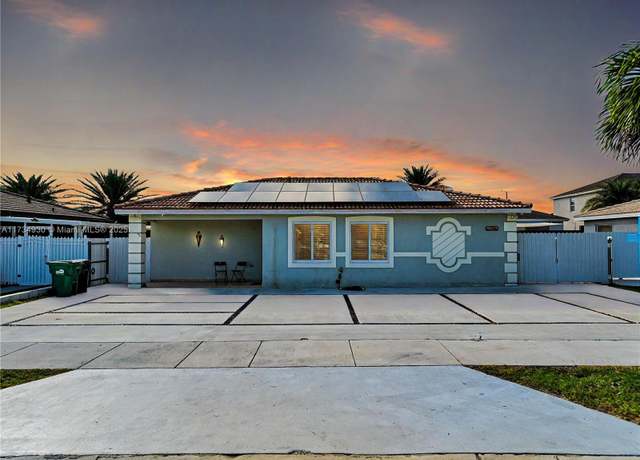 Property at 27654 SW 132nd Pl, Homestead, FL 33032, 3 beds, 2 baths
